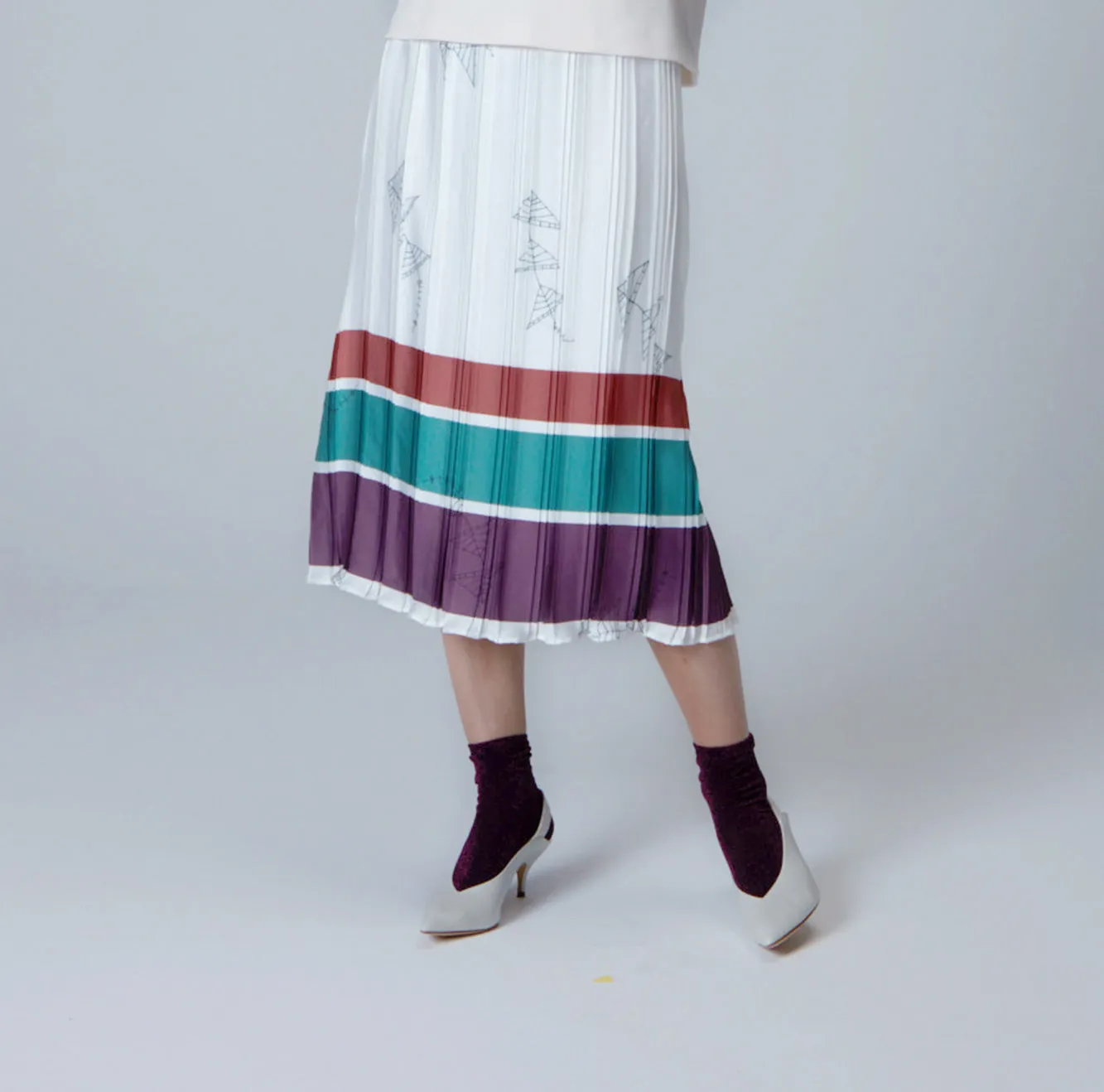 Off-White Printed Pleated Midi Skirt