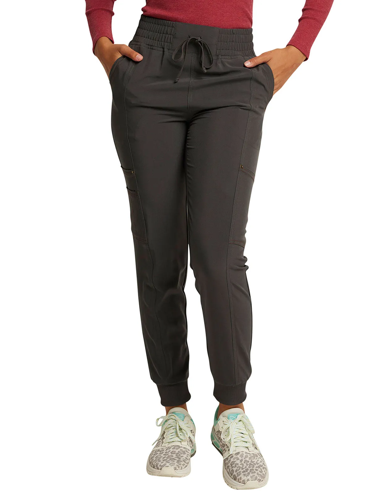 Riveting - Women's Tapered Leg Jogger Scrub Pant