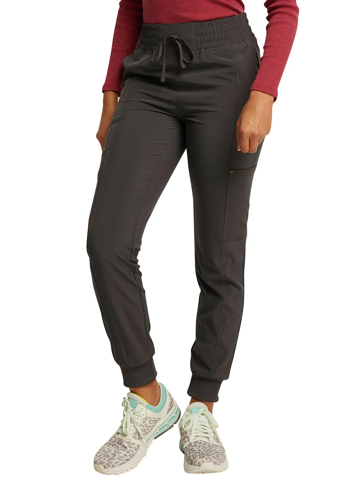 Riveting - Women's Tapered Leg Jogger Scrub Pant