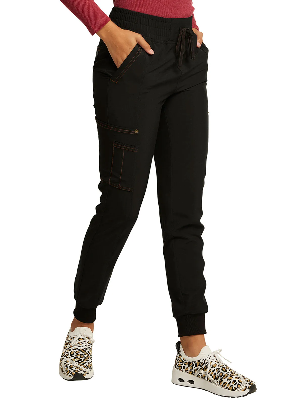 Riveting - Women's Tapered Leg Jogger Scrub Pant