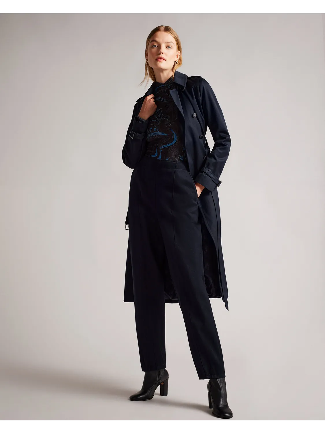 ROBBII | NAVY