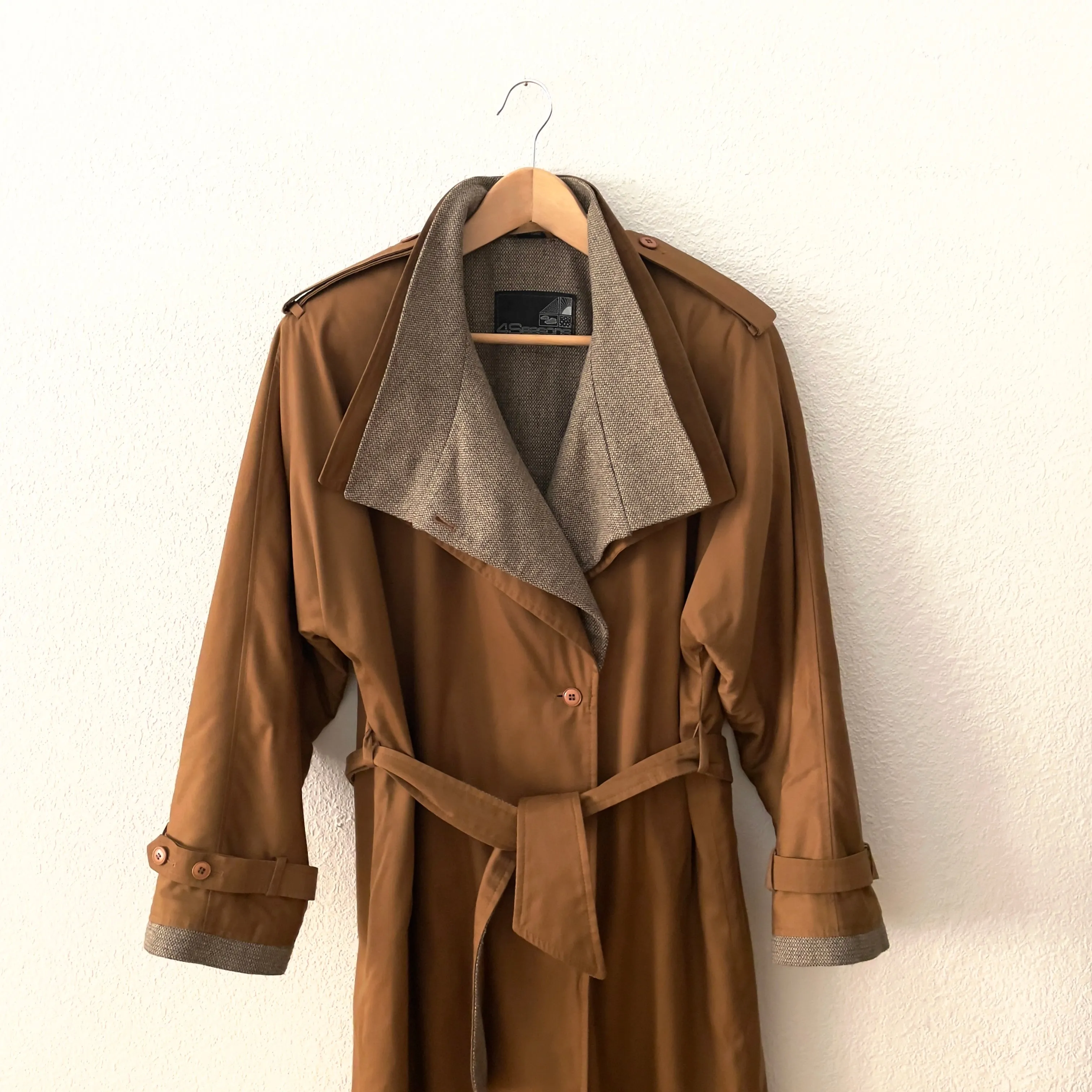 Trenchcoat  - 4 Seasons of London