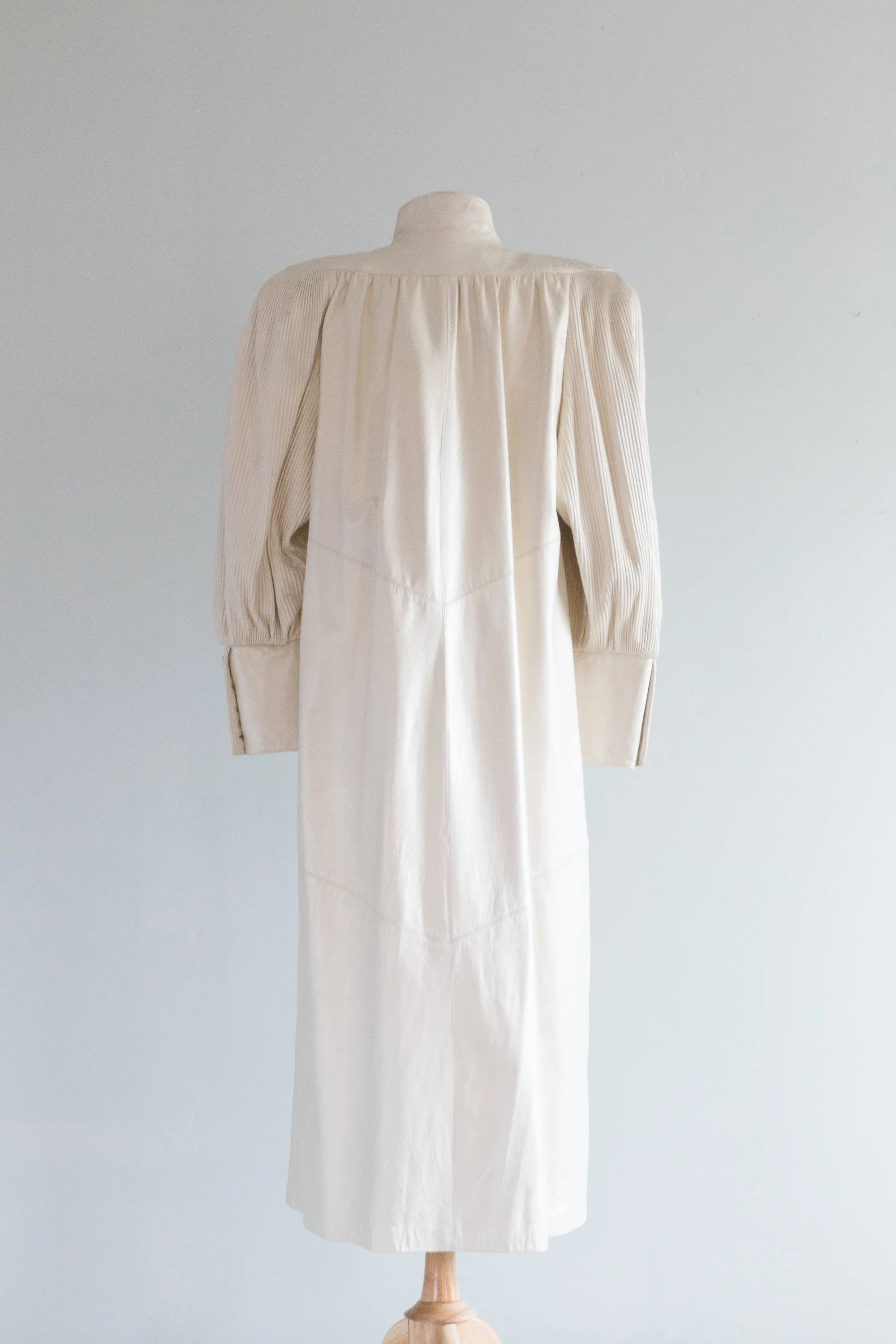 Vintage Ivory Pearl Leather Midi Coat With Micro Pleated Sleeves / SM