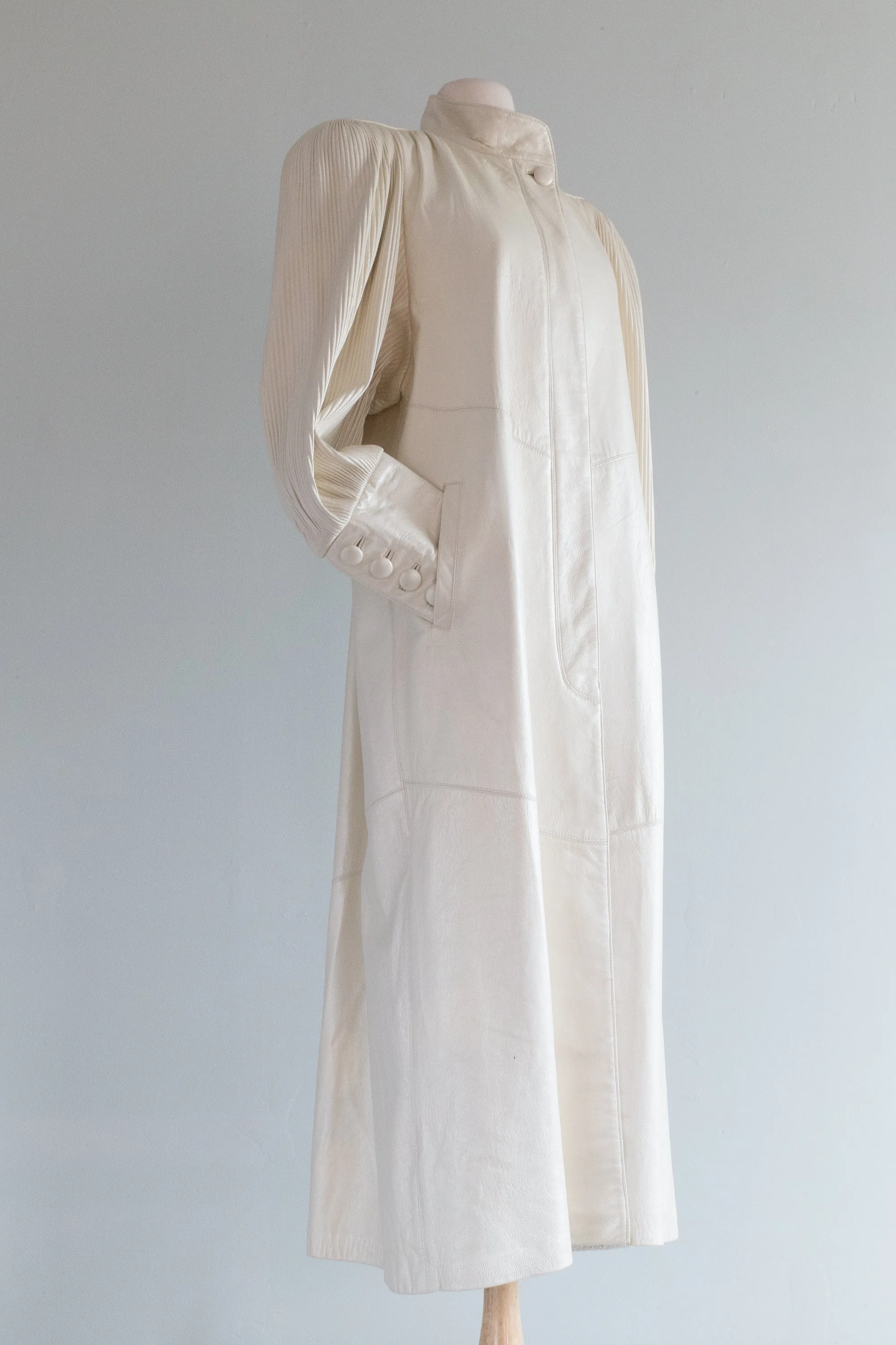 Vintage Ivory Pearl Leather Midi Coat With Micro Pleated Sleeves / SM