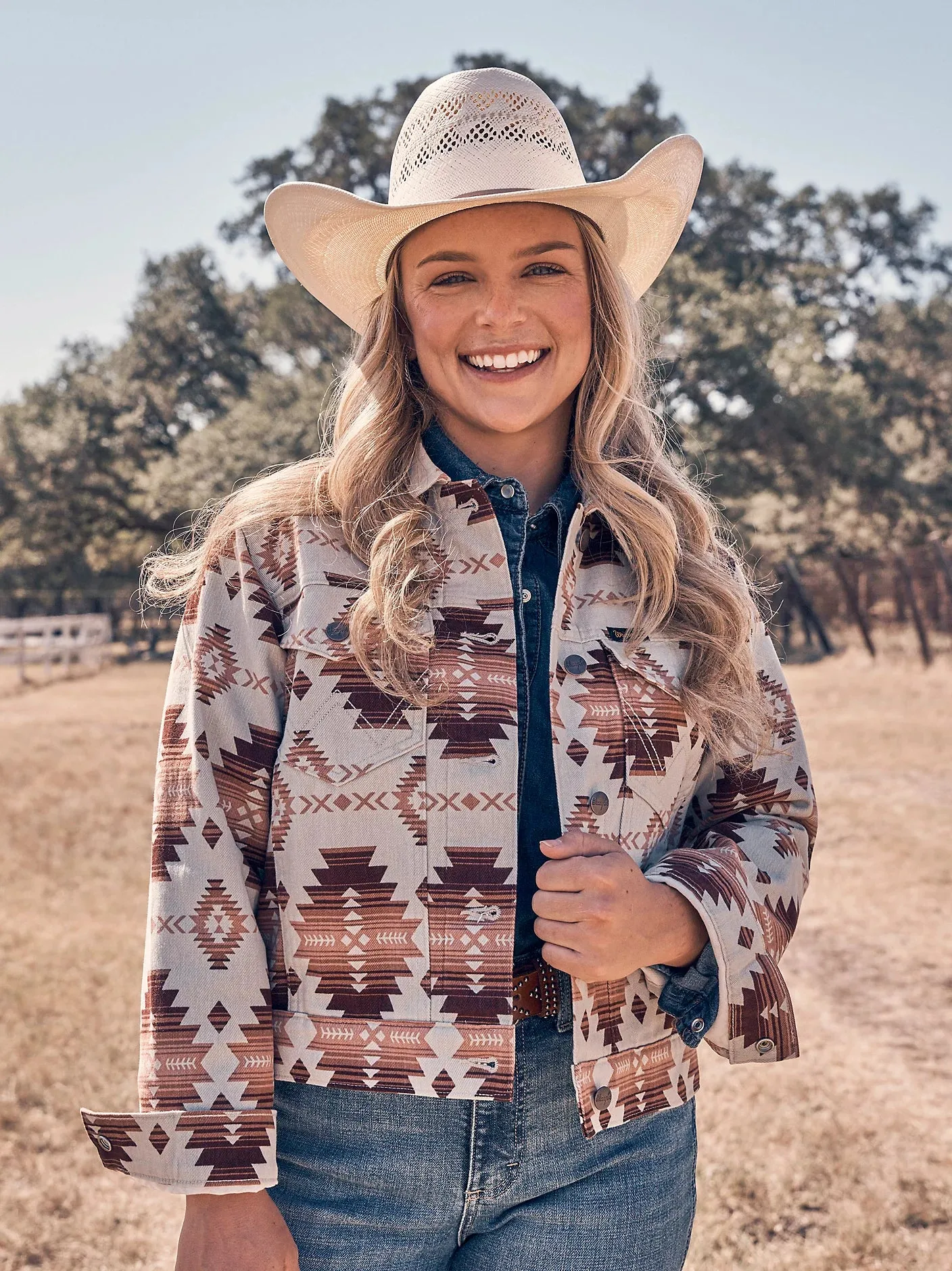Wrangler Women's Geo Brown Aztec Western Print Boyfriend Jacket 112361195