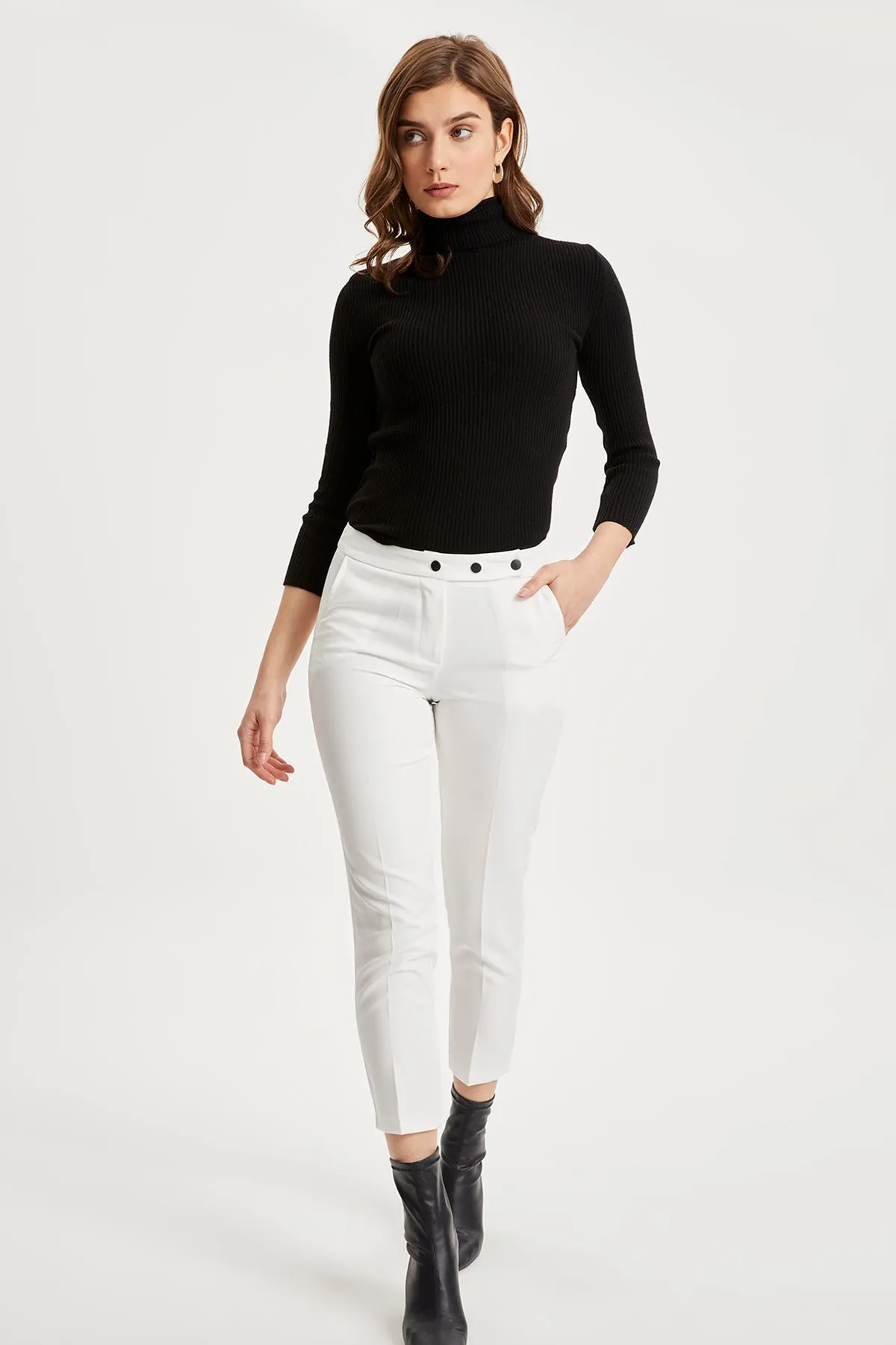 ZRF Women Cigarette 3 Button Pants - Ecru - Fuenlabrada